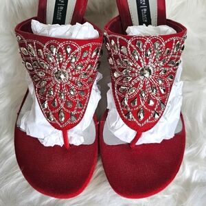 White House Black Market bling dark red Kaley shoes size 9.5 wedges